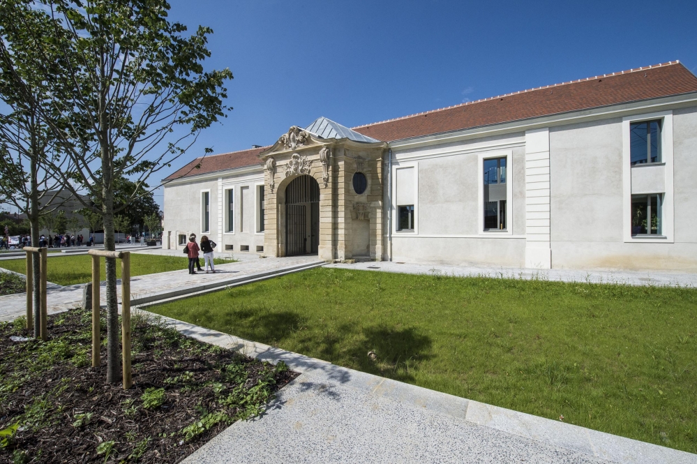 Médiathèque Louis Aragon Plaine Commune Stains