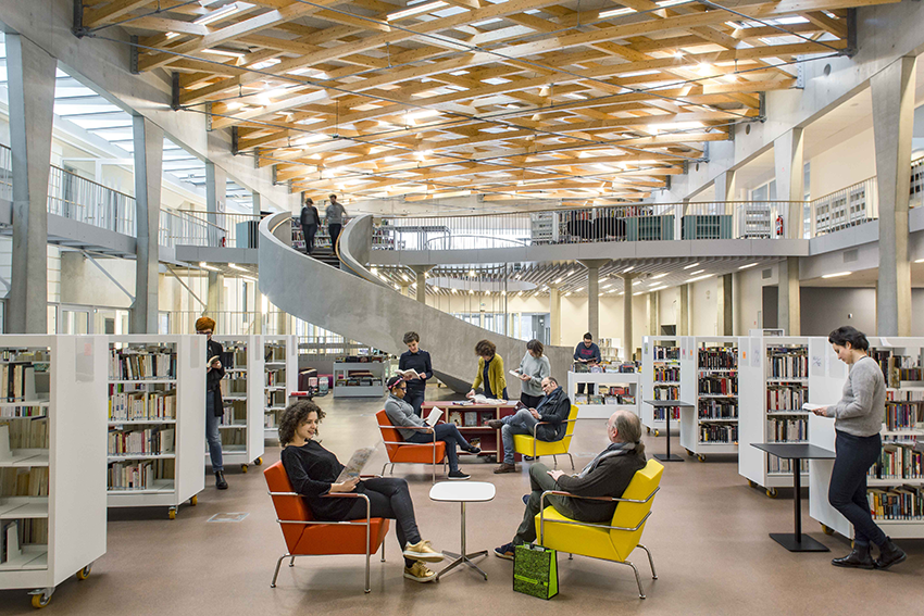 Médiathèque Louis Aragon Plaine Commune Stains - 2